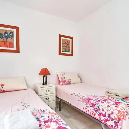 Playa Burriana Nerja